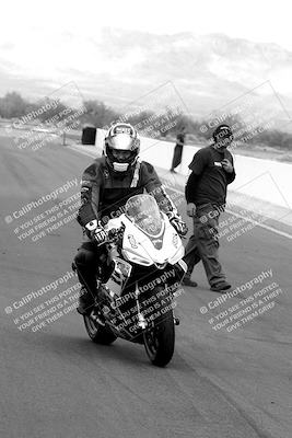 media/Mar-20-2023-Moto Forza (Mon) [[d0bbc59e78]]/Around the Pits/
